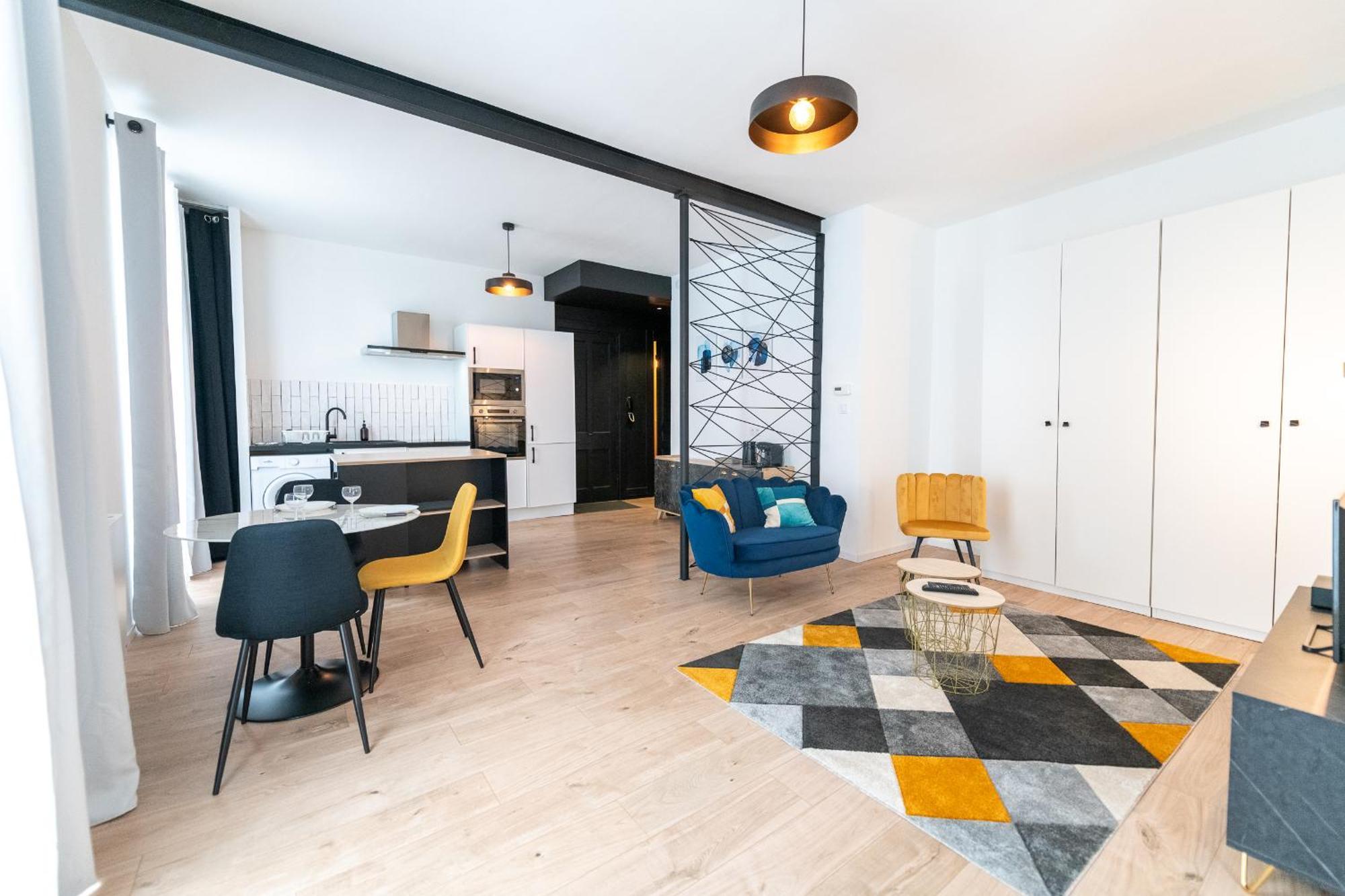Kasa Arty - Tout Equipe - Agreable Et Confortable Сент-Етьєн Екстер'єр фото